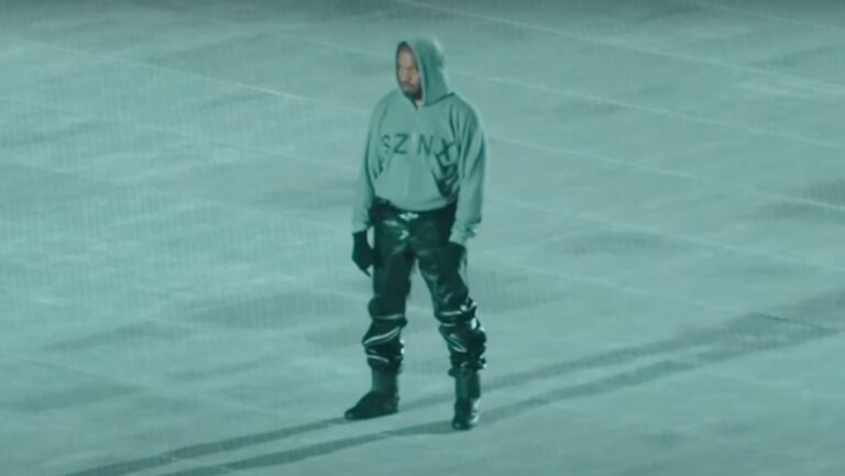 Showed Up Late, Walked Off Early at Baffling Concert