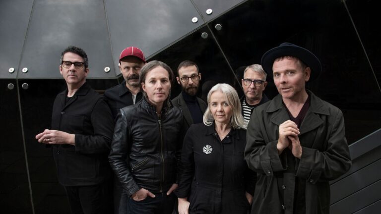 Belle and Sebastian Announce Tour Celebrating Tigermilk and If You’re Feeling Sinister Anniversaries