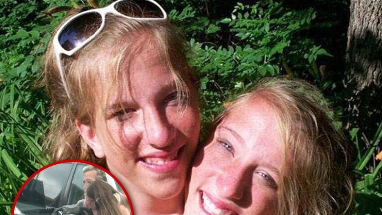 Conjoined Twins Abby and Brittany Hensel Strolling With Newborn Baby