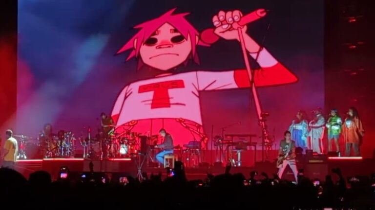 Gorillaz Play Debut Album, Demon Days in Full: Watch Video