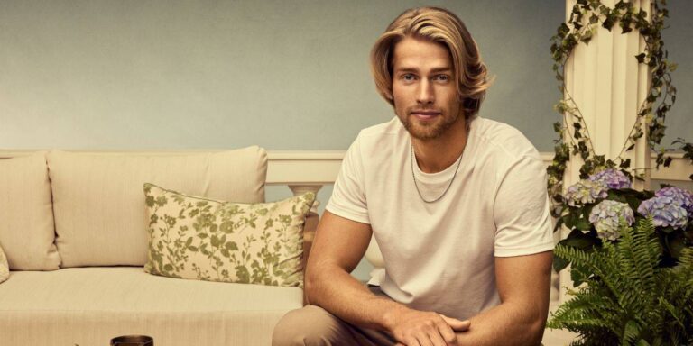 The Hidden Rivalry Between Moriah & Lydia Plath