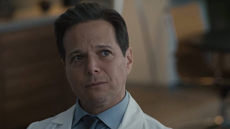 Scott Wolf Returns As Dr. Richard Miller