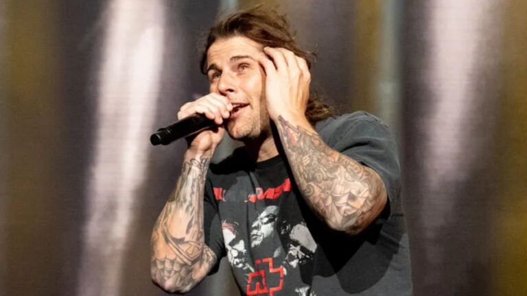Avenged Sevenfold’s M. Shadows Has Vocal Hematoma, Band Postpones Fall Tour
