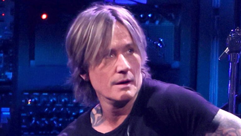 Keith Urban Hilariously Reacts to Fan Named Nicole Amid Divorce