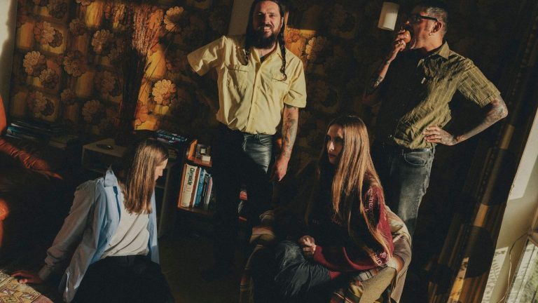 Dry Cleaning Share Video for New Song “Cruise Ship Designer”: Watch