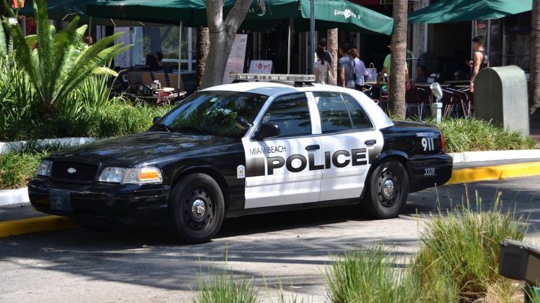 Man Fatally Shot After An Altercation In A Queue For The Bathroom