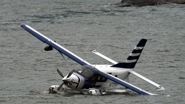 Seaplane Carrying 8 People Crashes Into New York City’s East River