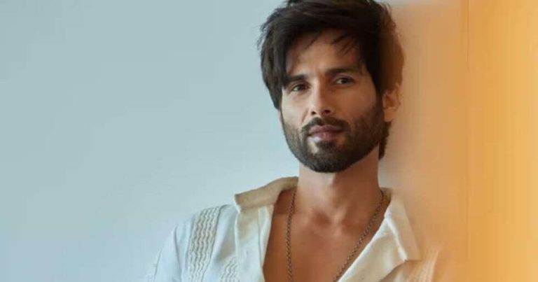 Exclusive: Shahid Kapoor Is Not a Part of Amit Ravindranath Sharma’s Adal Badal