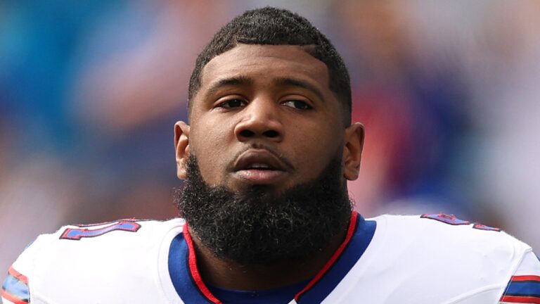 Buffalo Bills Star Ed Oliver’s 2-Year-Old Son Dies After Drowning