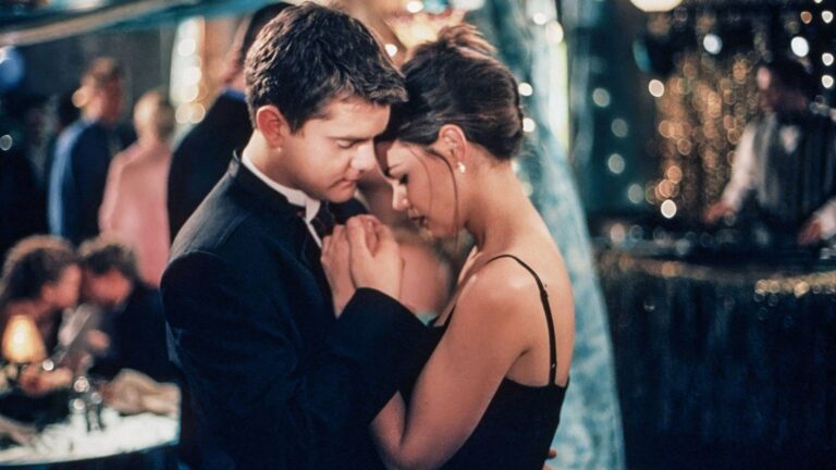 15 Most Romantic TV Shows Of All Time
