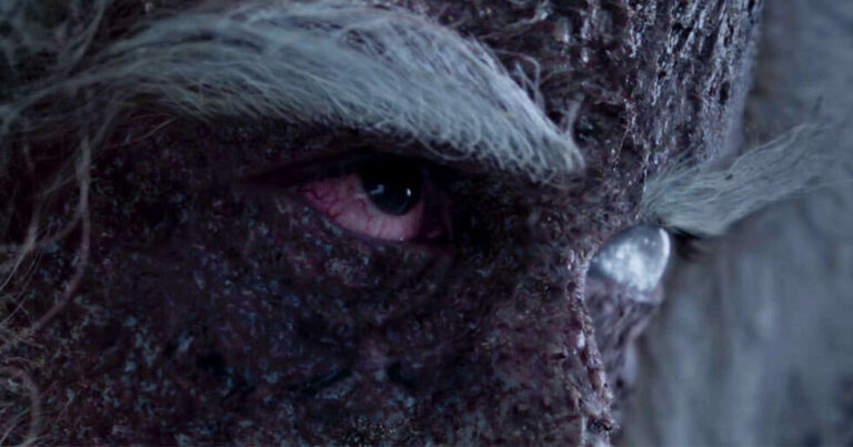 Akshaye Khanna’s New Avatar As Shukracharya’s in Mahakali Grabs The Spotlight