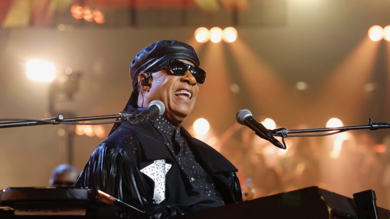 Stevie Wonder Sets ‘Songs In The Key of Life’ Tour