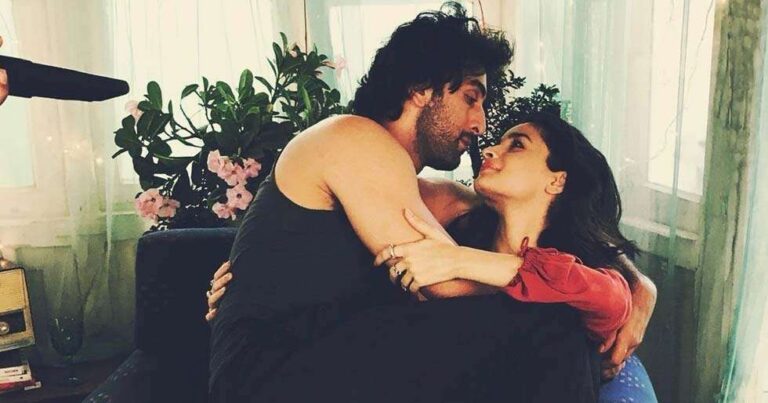 Photos: Alia Bhatt and Birthday Star Ranbir Kapoor Share The Look of Love