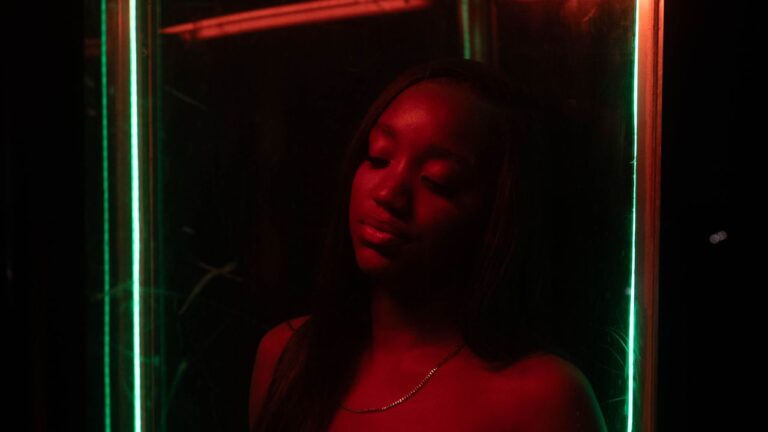 Listen to Dexter in the Newsagent’s New Song “Fantasy”