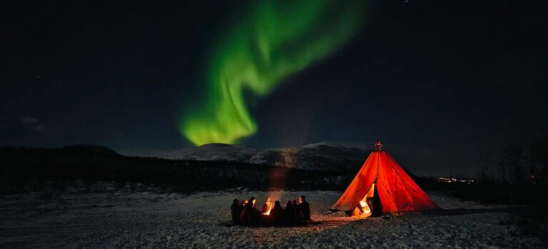 Hiking With Huskies in Abisko: An Evening Trail Guide